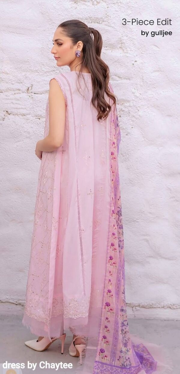 Mehtaabi by Gulljee  (Unstitched Collection) - Image 8